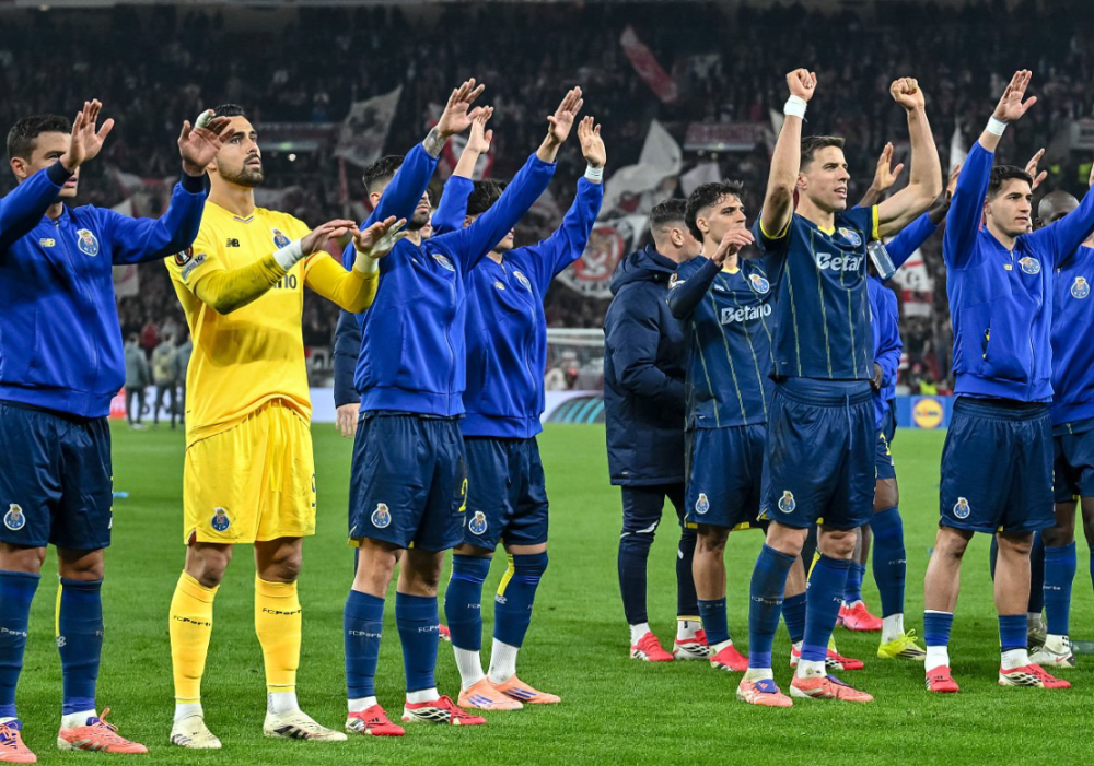 开云体育入口-罗马复出首秀备战荷甲尼斯远射贴柱备战全明星赛，这一次真的波尔图今晚豪取连胜的简单介绍